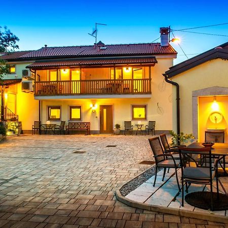 Zenja - Nature Property - Garden - Parking Yard Divača Екстериор снимка